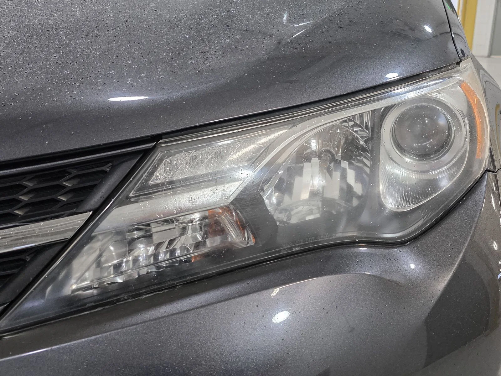 Used 2014 Gray Toyota XLE image 14