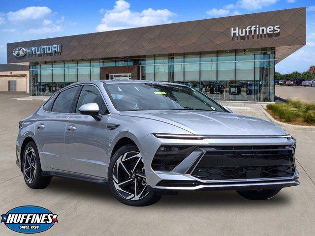 New 2026 Silver Hyundai SEL Sport image 22