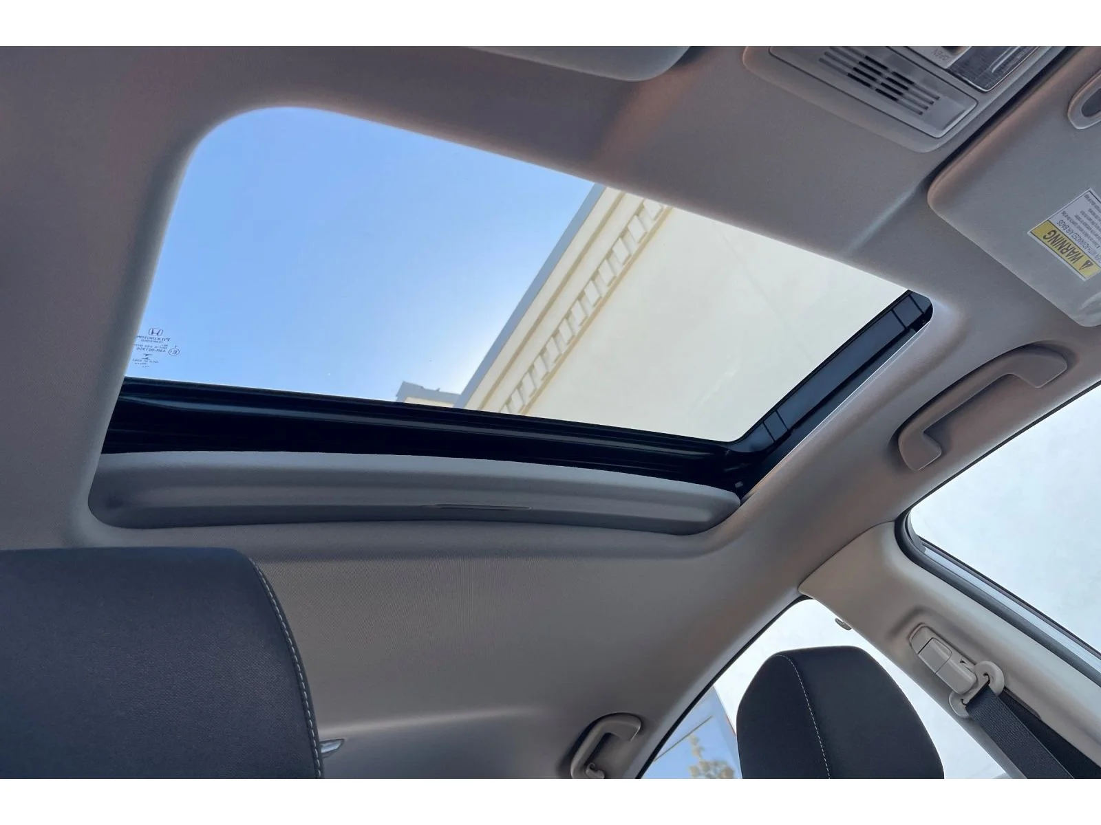 Used 2021 Platinum White Pearl Honda EX image 19
