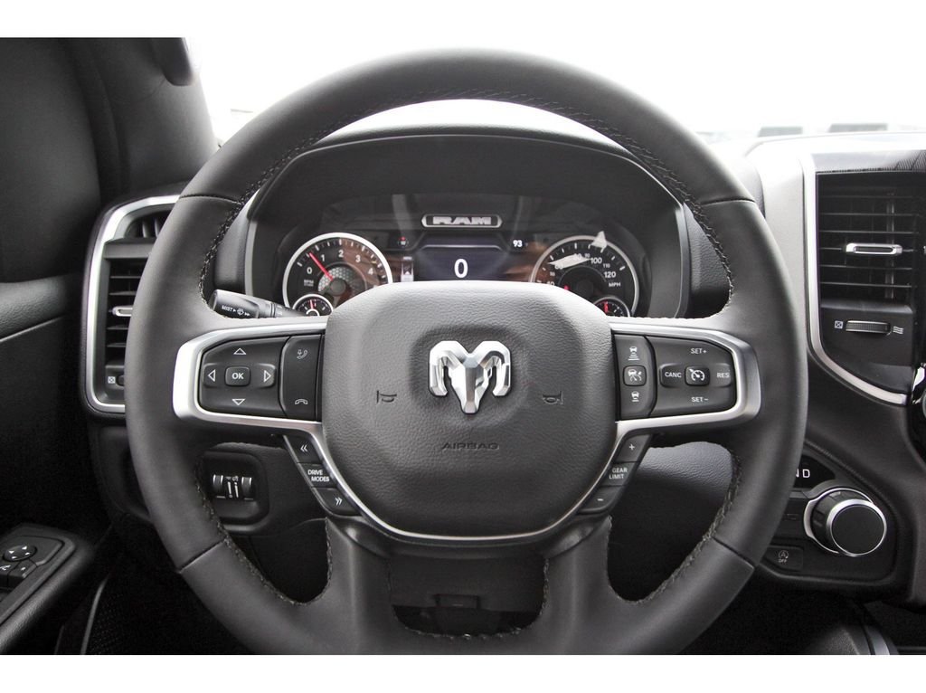 New 2026 Diamond Black Crystal Pearl-Coat Exterior Paint RAM Big Horn/Lone Star image 12