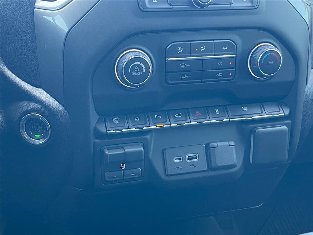 2026 Chevrolet Silverado 2500 HD Custom - Photo 17