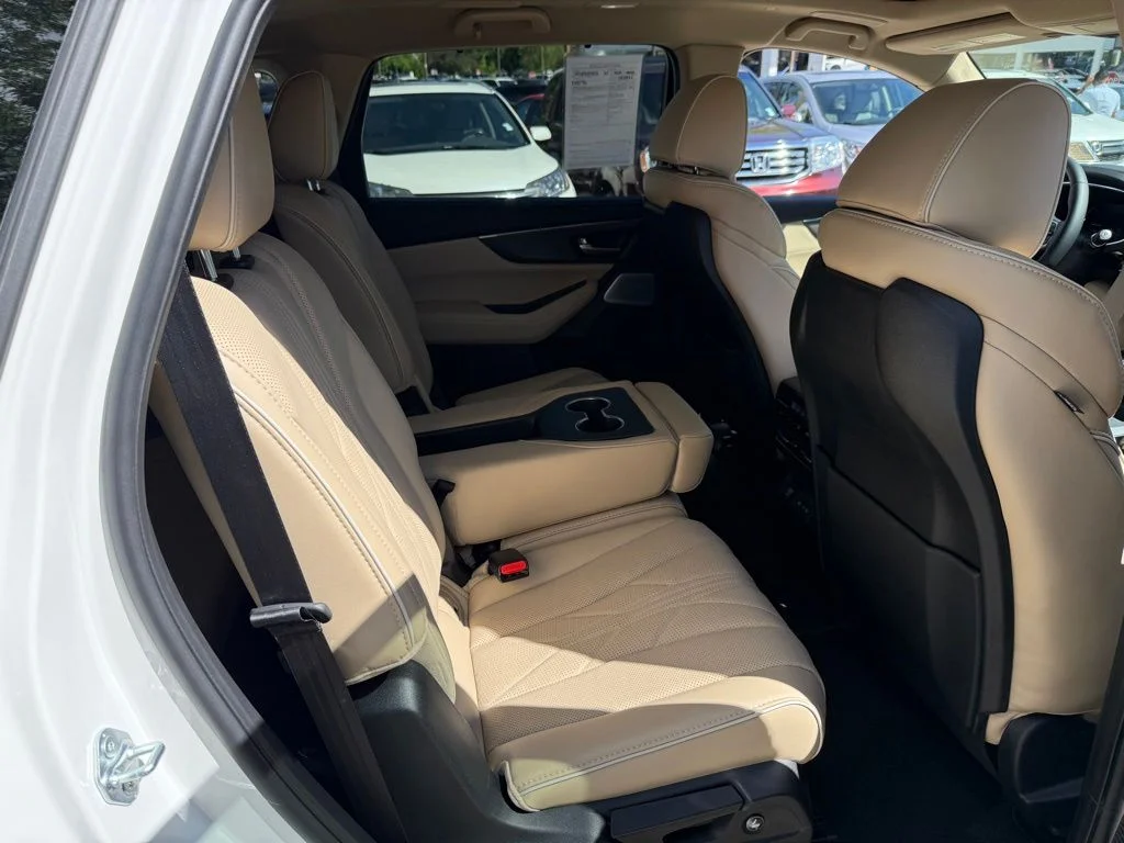 Certified Used 2026 Solar Silver Metallic Acura Advance Package image 21