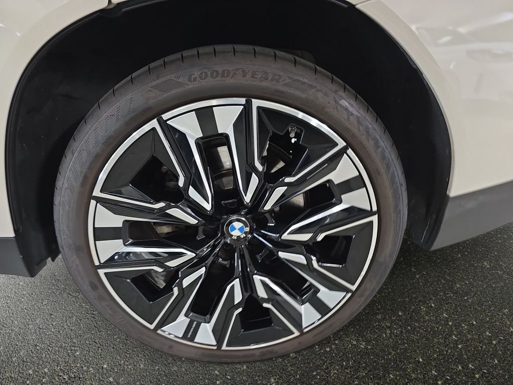 Certified Used 2025 Dune Grey Metallic BMW 30 xDrive image 28