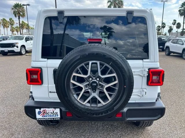 Used 2025 White Jeep Sahara image 8