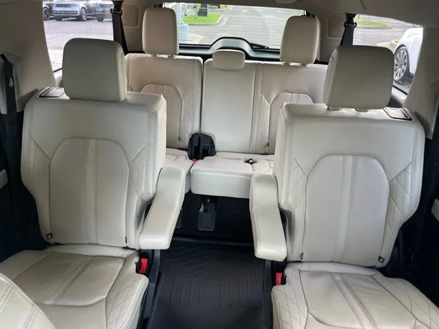 Used 2020 Agate Black Ford Platinum image 13
