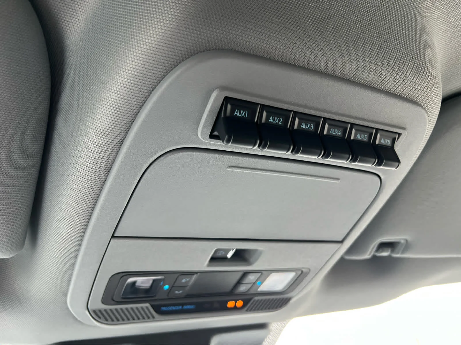 New 2026 Carbonized Gray Metallic Ford F-350® XLT image 39