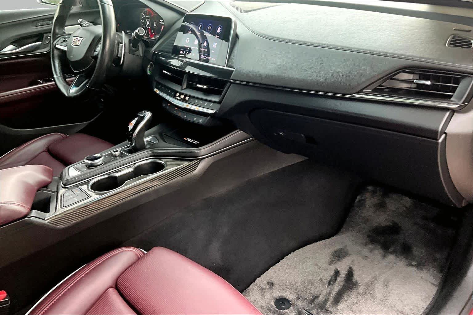 Used 2022 Infrared Tintcoat Cadillac  image 19