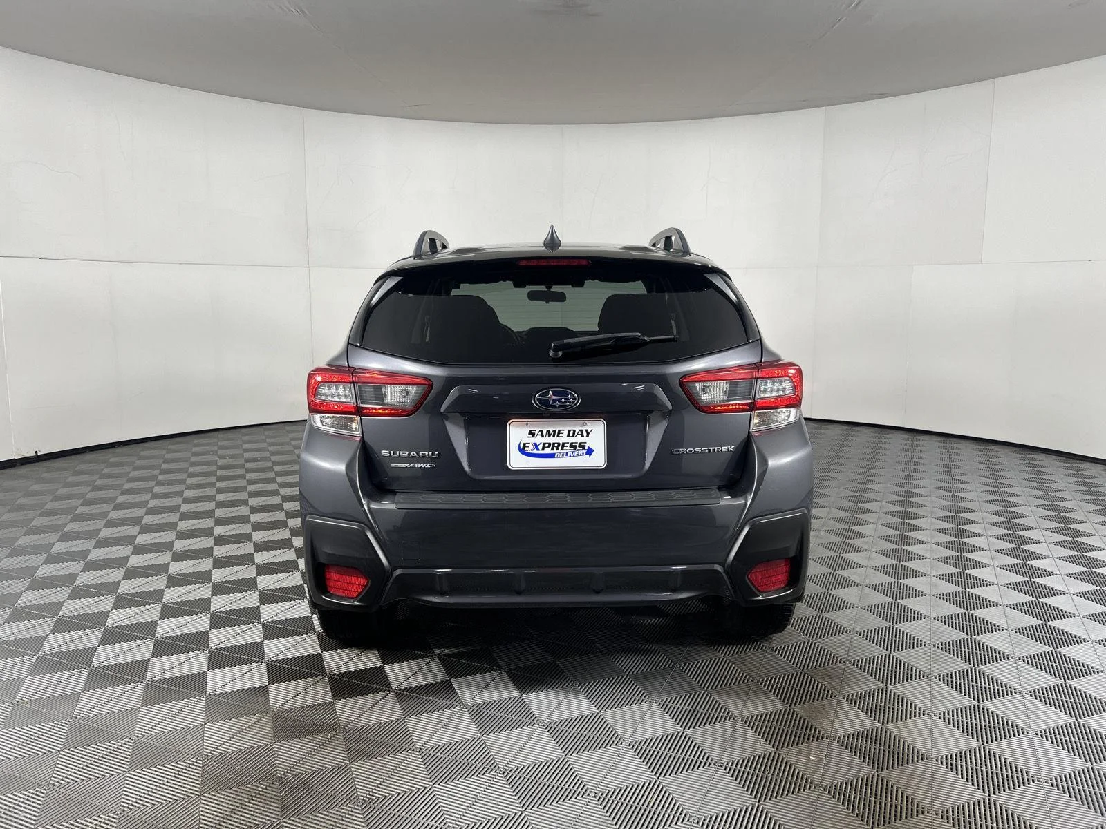 Used 2020 Magnetite Gray Metallic Subaru Premium image 6