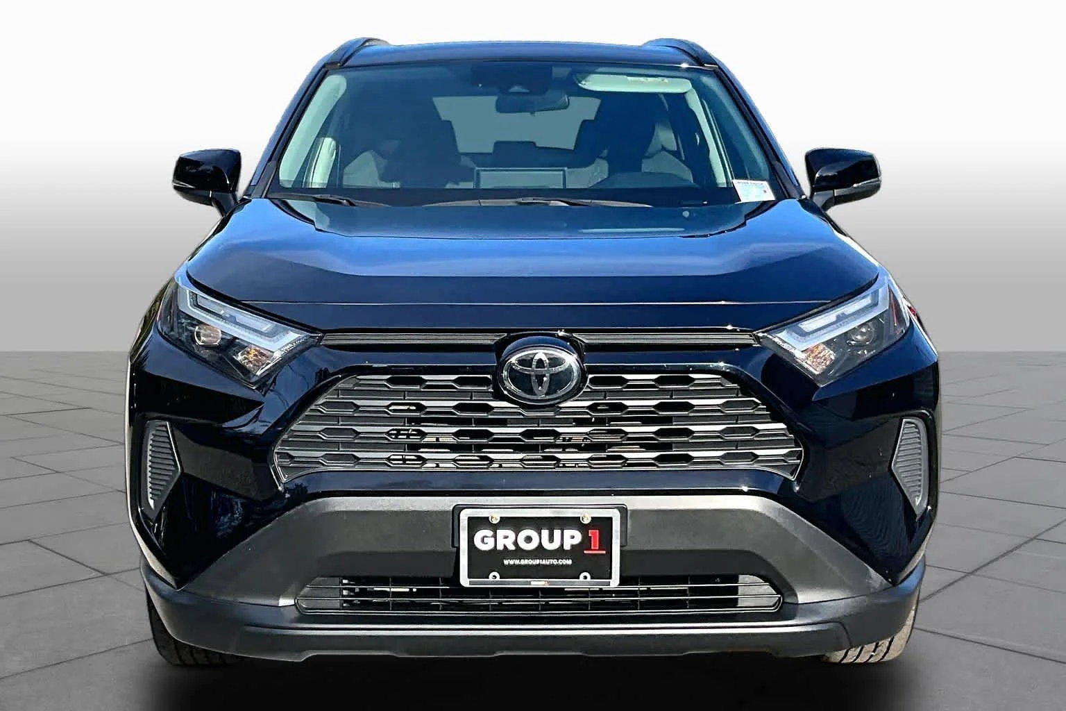 Used 2024 Midnight Black Metallic Toyota XLE image 4