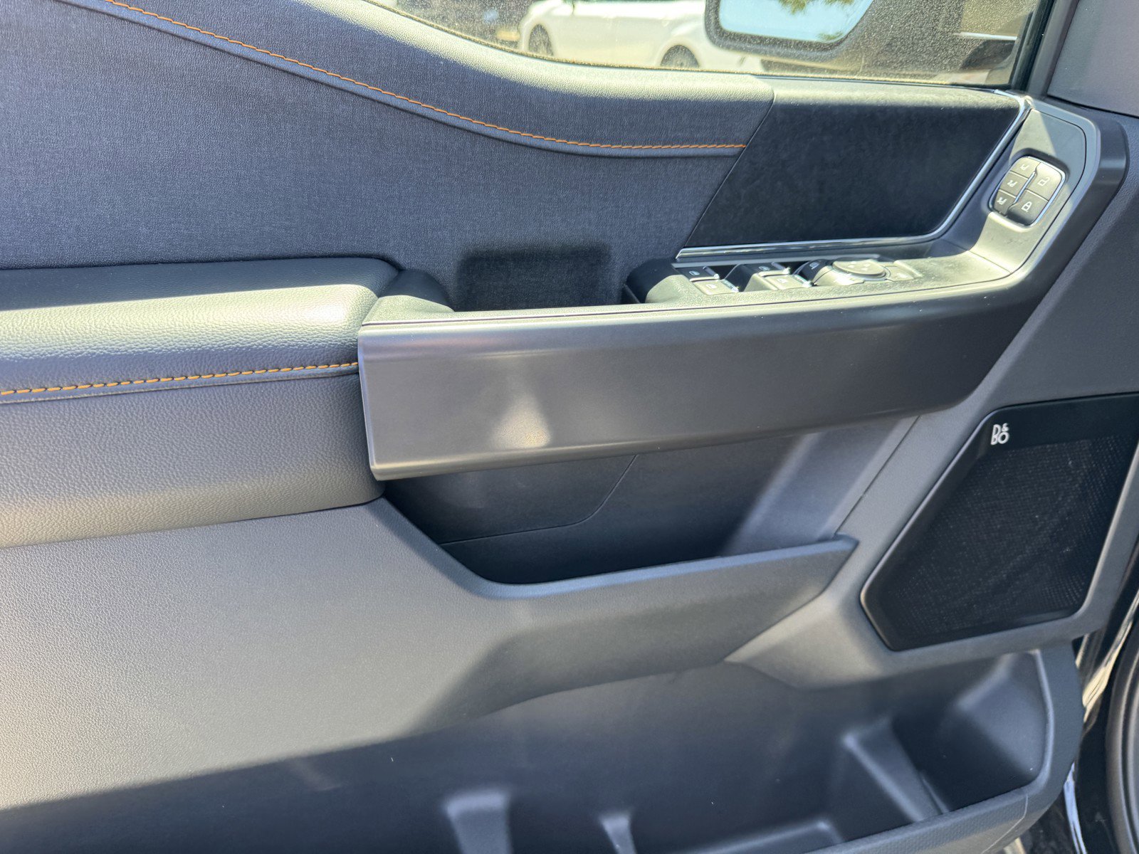 New 2025 Agate Black Metallic Ford Tremor® image 17
