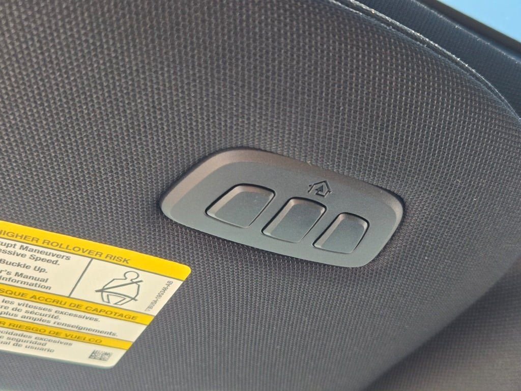 New 2026 Agate Black Metallic Ford MAX Platinum® image 34