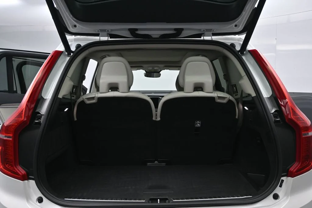 Certified Used 2024 Crystal White Volvo Plus image 18
