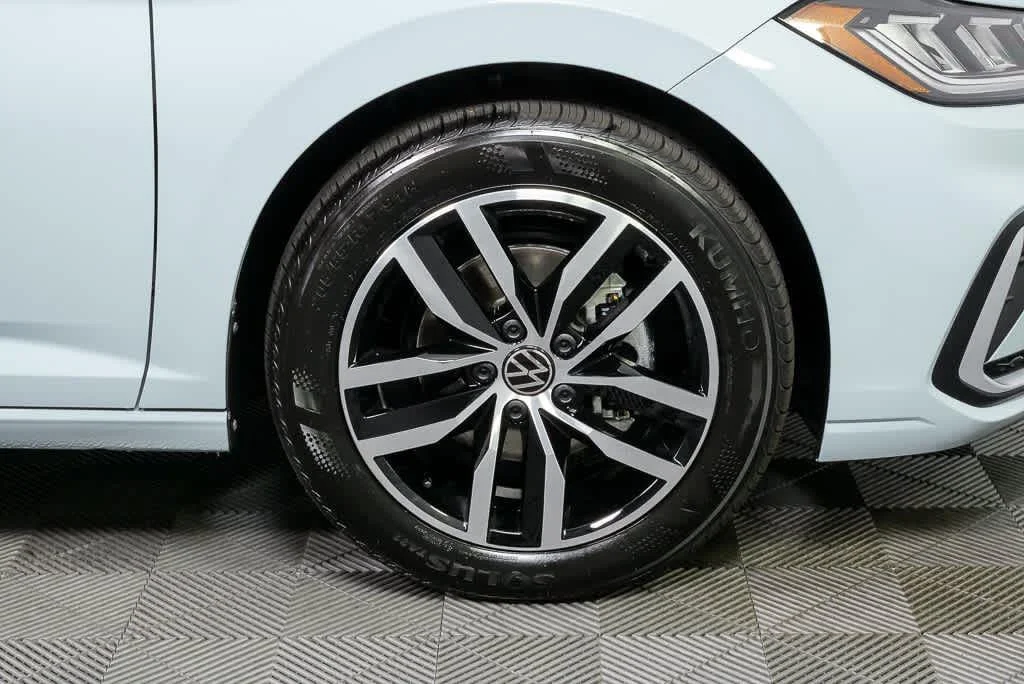 New 2026 Monument Gray Volkswagen SE image 36