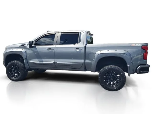 Used 2022 SATIN STEEL METALLIC Chevrolet RST image 4