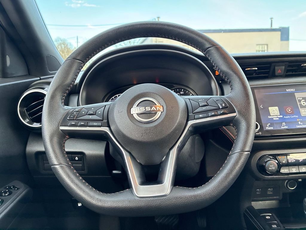 Used 2024 Gray Nissan SR image 18