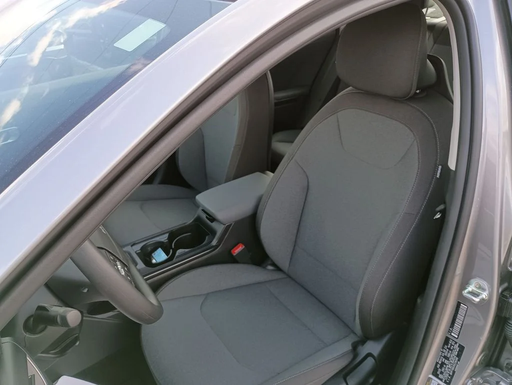 Used 2025 Gray Kia LXS image 17