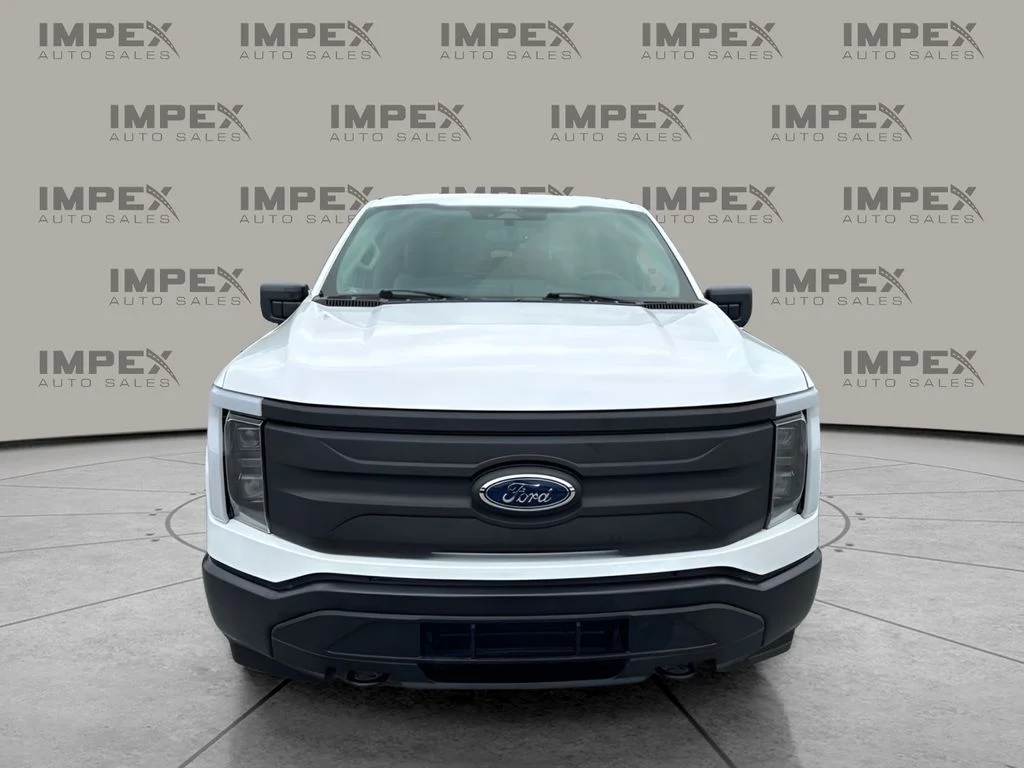 Used 2022 White Ford Pro image 8