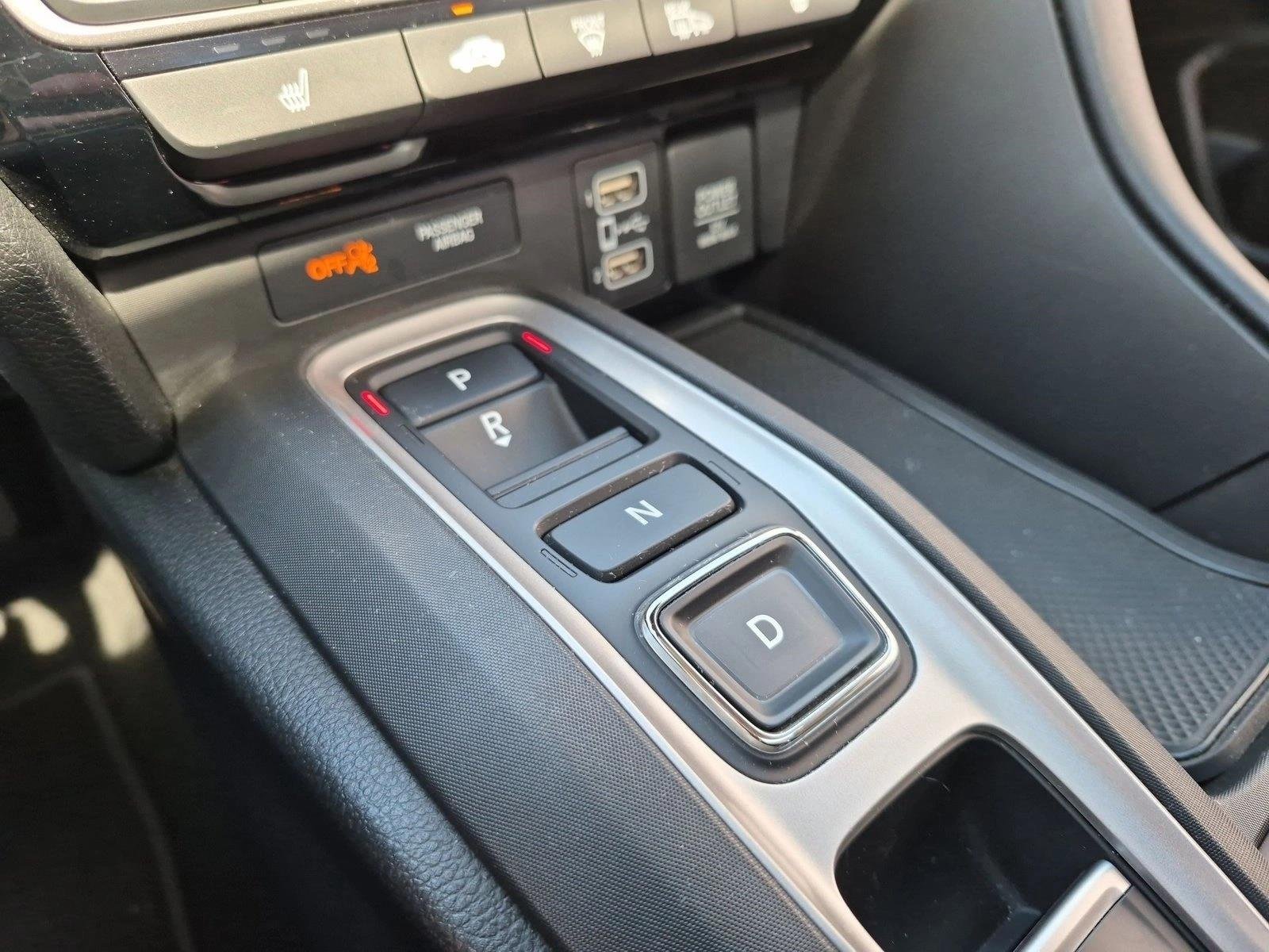 Used 2019 White Honda Touring image 10
