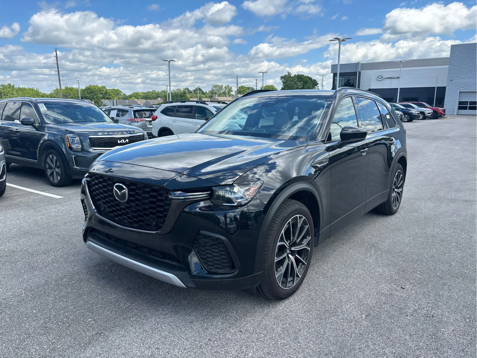 Used 2025 Mazda CX-70 Premium Package with VIN JM3KJDHAXS1113789 for sale in Kansas City