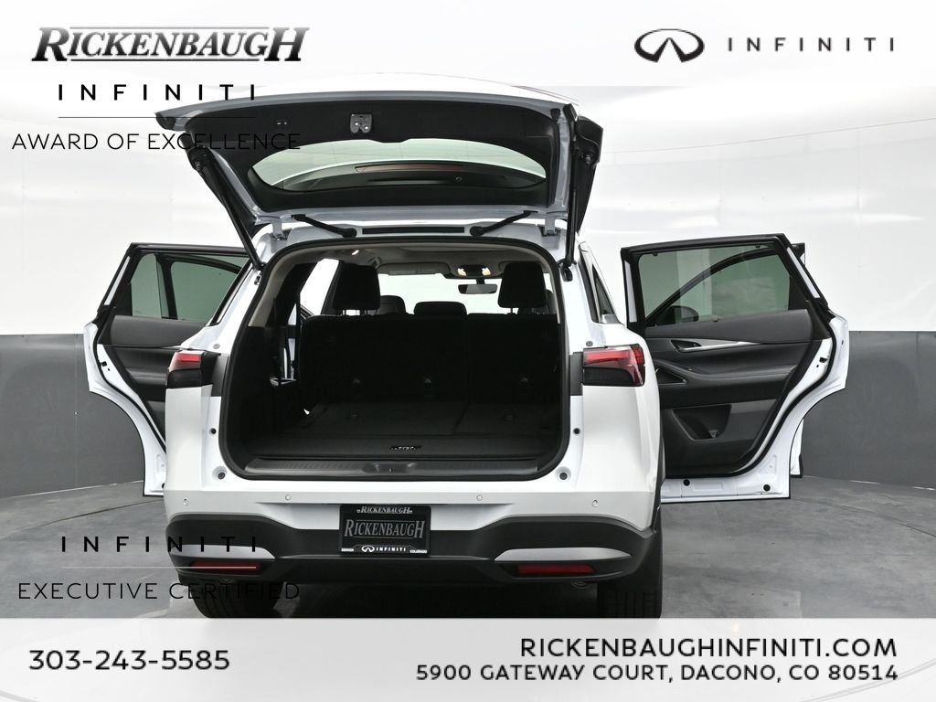 Certified Used 2026 White INFINITI LUXE image 46