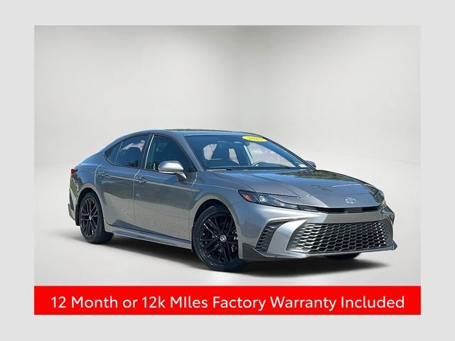 Certified Used 2025  Toyota SE image 1