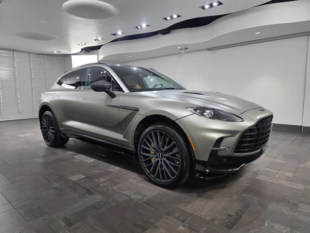 2024 Aston Martin DBX 707