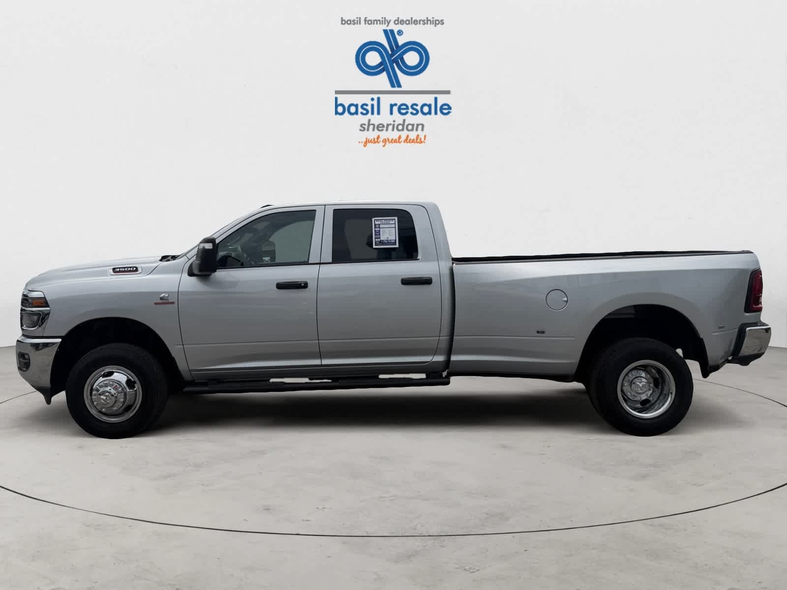 Used 2026 Silver Zynith Ram Tradesman image 3