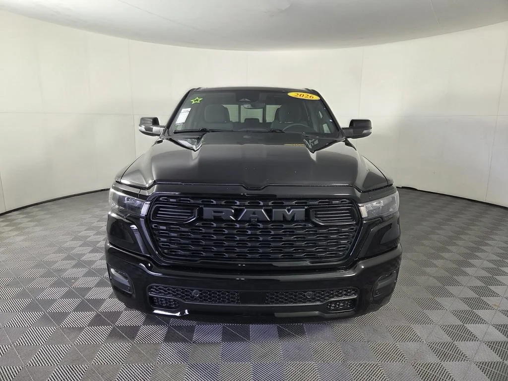 New 2026 Diamond Black Crystal Pearl-Coat Exterior Paint RAM Big Horn image 3