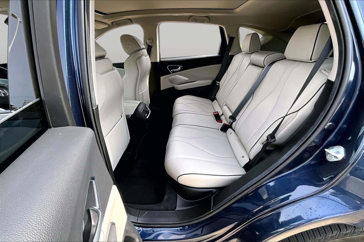 Used 2026 Canyon River Blue Metallic Acura w/Advance Package image 19