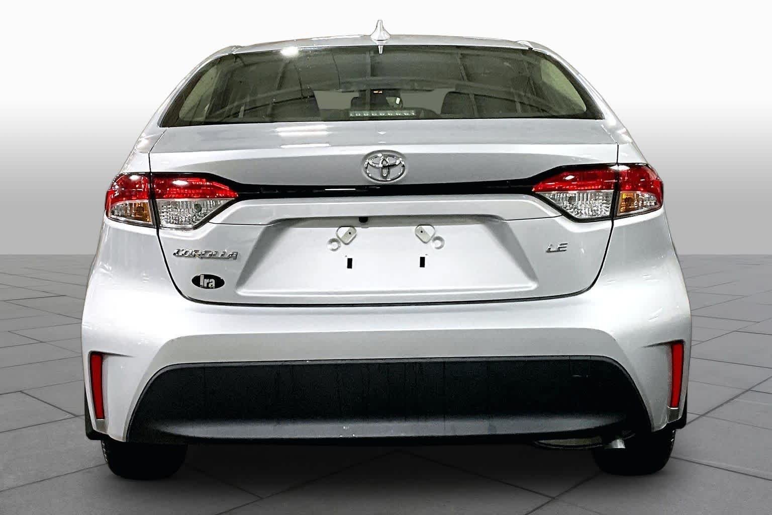 Used 2024 Classic Silver Metallic Toyota LE image 5