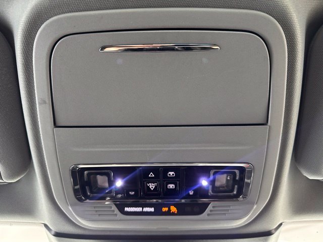 Used 2021 Silver Lincoln Reserve image 14