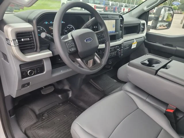 New 2026 Oxford White Ford XL image 19