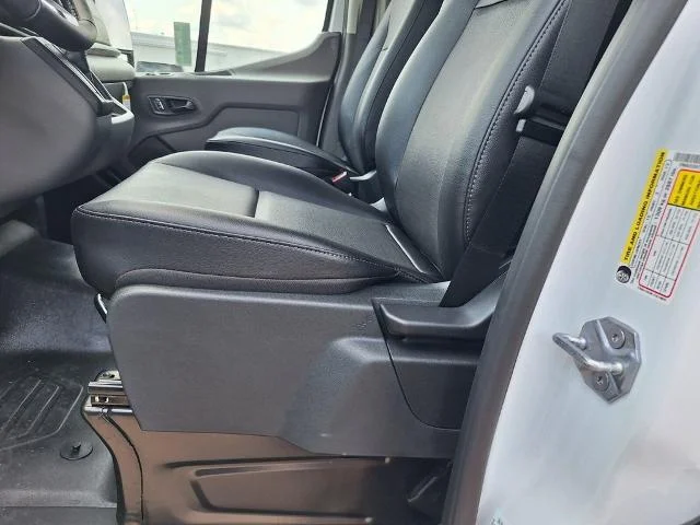 New 2026 Oxford White Ford Passenger Van XL image 31