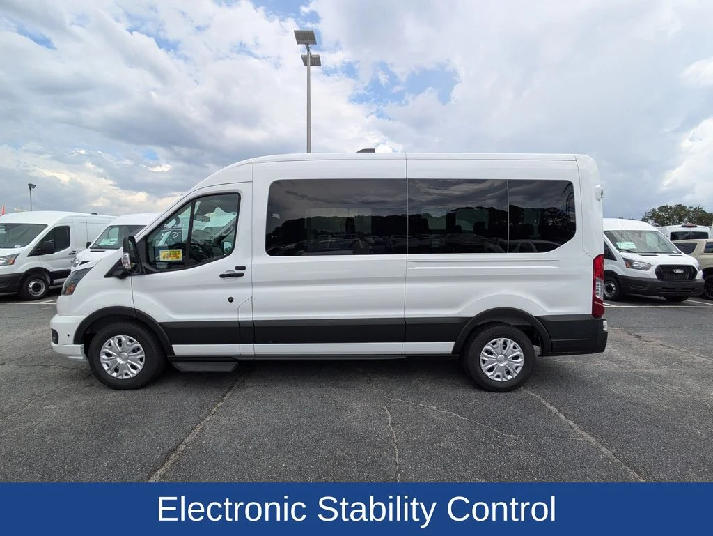New 2026 Oxford White Ford XLT image 7