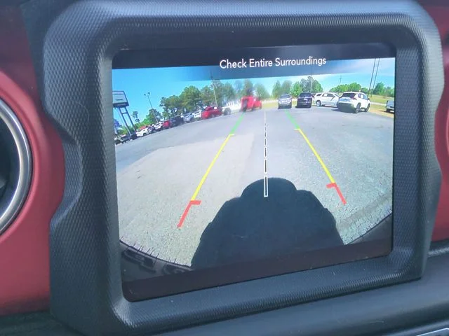 Used 2018 Black Jeep Unlimited Rubicon image 17
