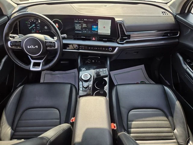 Used 2025 White Kia SX-Prestige image 16