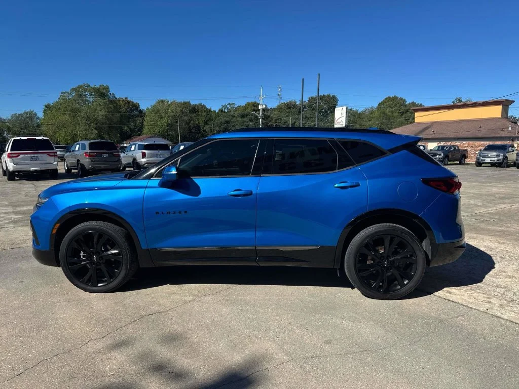 Used 2021 Blue Chevrolet RS image 10
