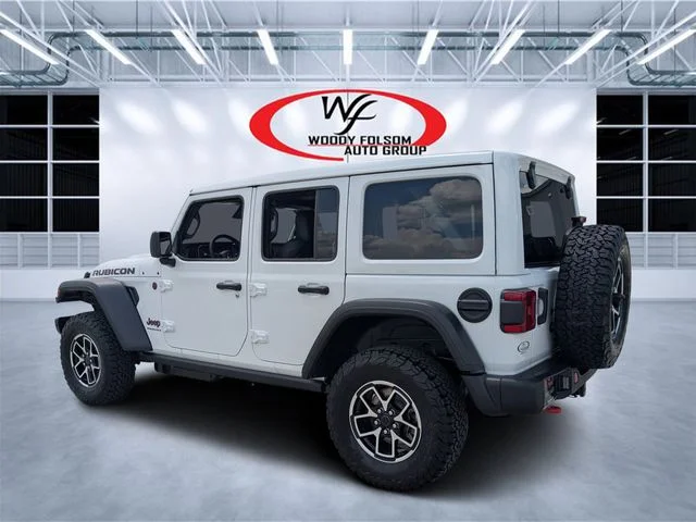 New 2026 Bright White Clear-Coat Exterior Paint Jeep Rubicon image 5