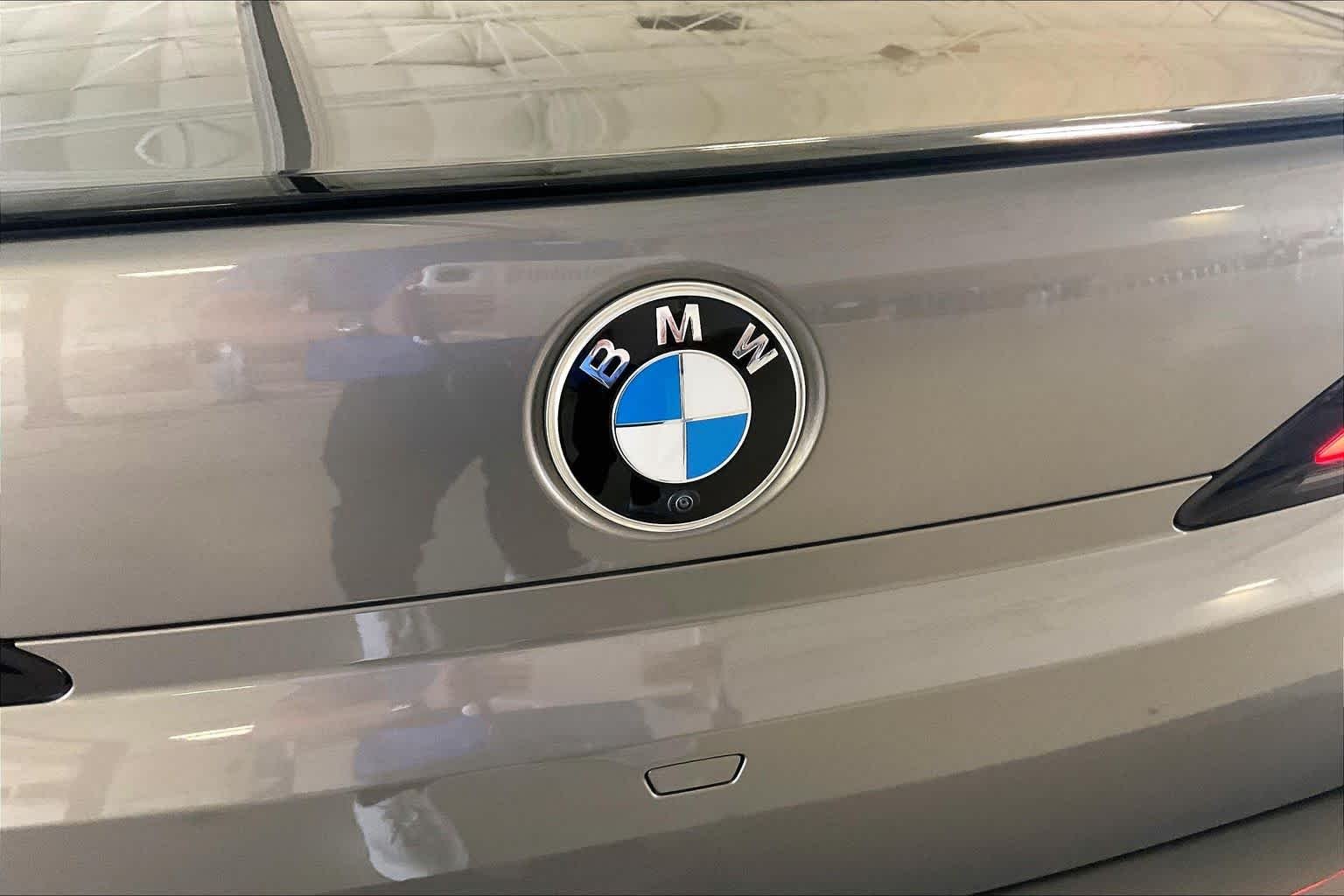 Certified Used 2024 Oxide Grey Met BMW 760i xDrive image 31