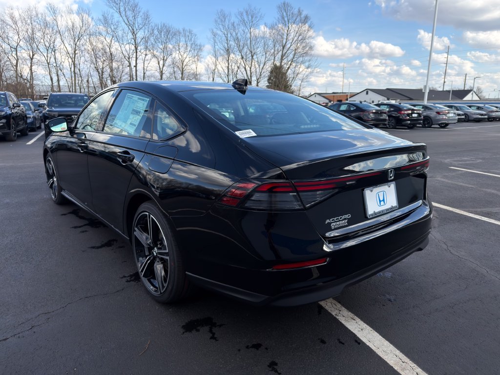 New 2026 Crystal Black Pearl Honda SE image 3