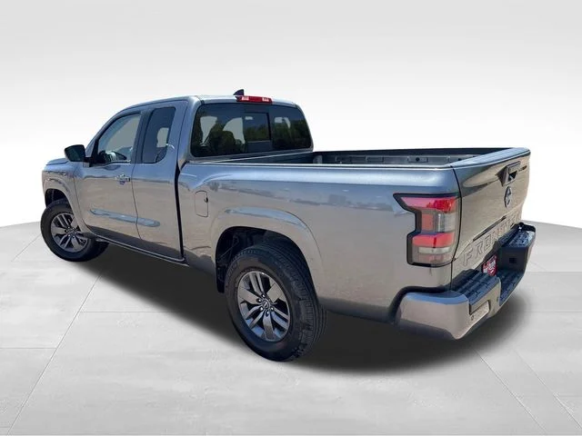 Used 2025 Gray Nissan SV image 6