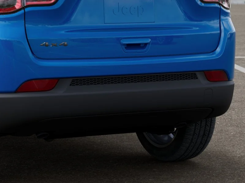 New 2026 Hydro Blue Pearl-Coat Exterior Paint Jeep Latitude Altitude image 14
