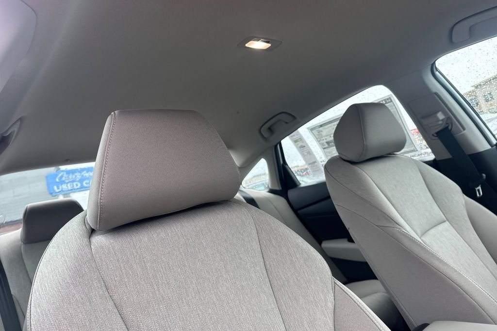 New 2026 Platinum White Pearl Honda LX image 16