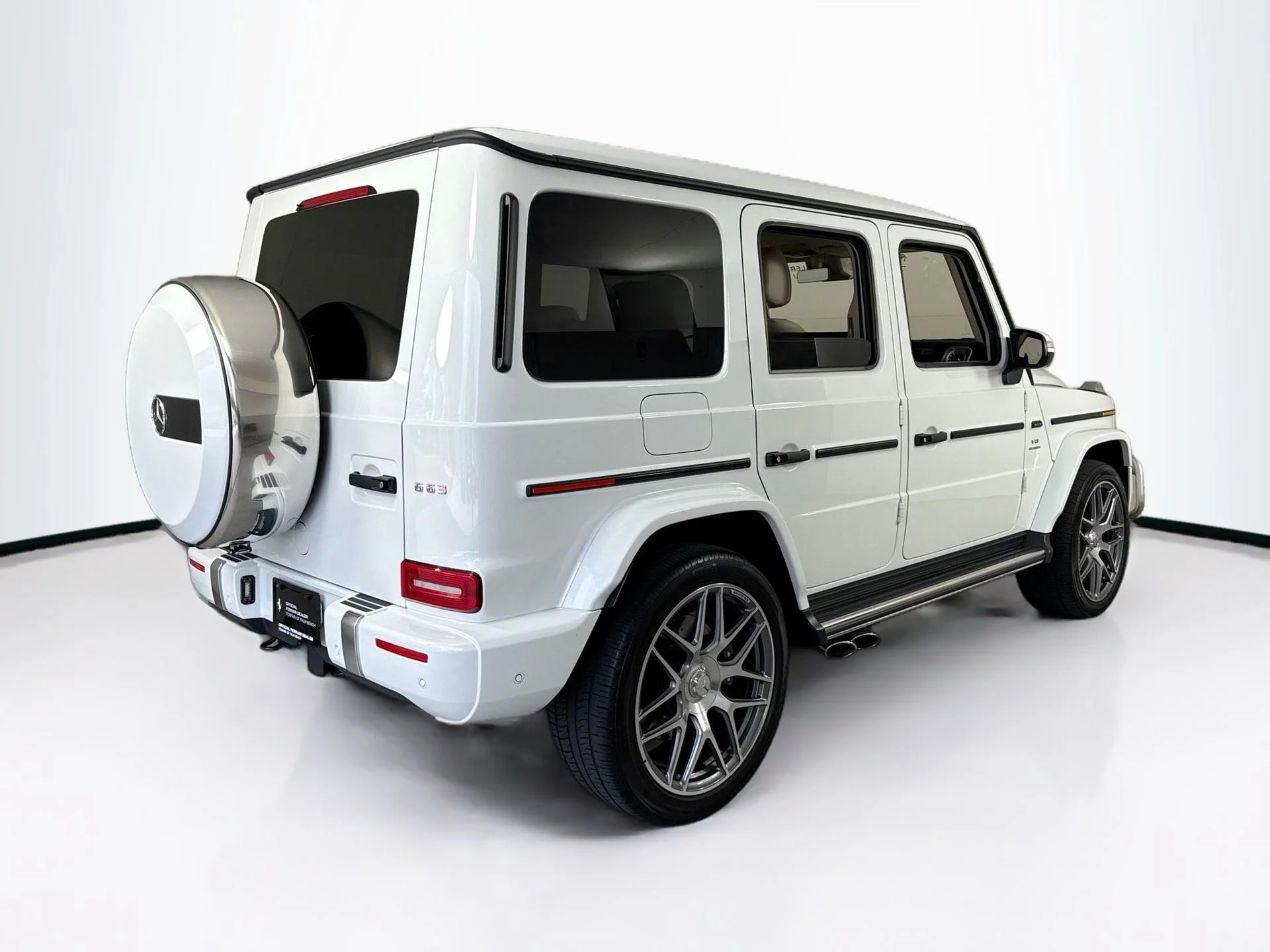 Used 2023 MANUFAKTUR Moonlight White Metallic Mercedes-Benz G 63 AMG® image 7