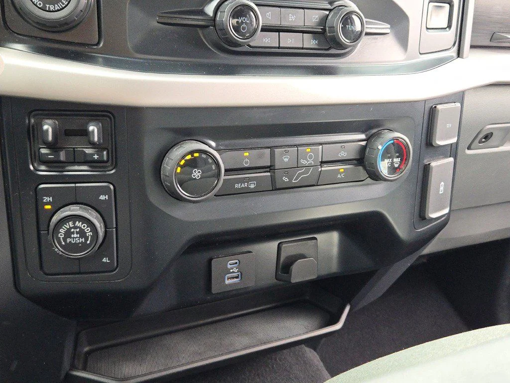 Certified Used 2023 Black Metallic Ford XLT image 24