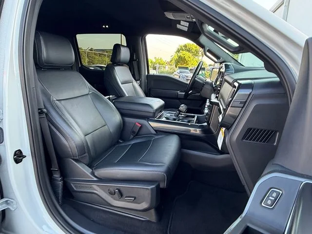 Certified Used 2023 Avalanche Ford XLT image 17