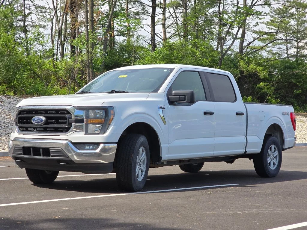Used 2023  Ford XLT image 19