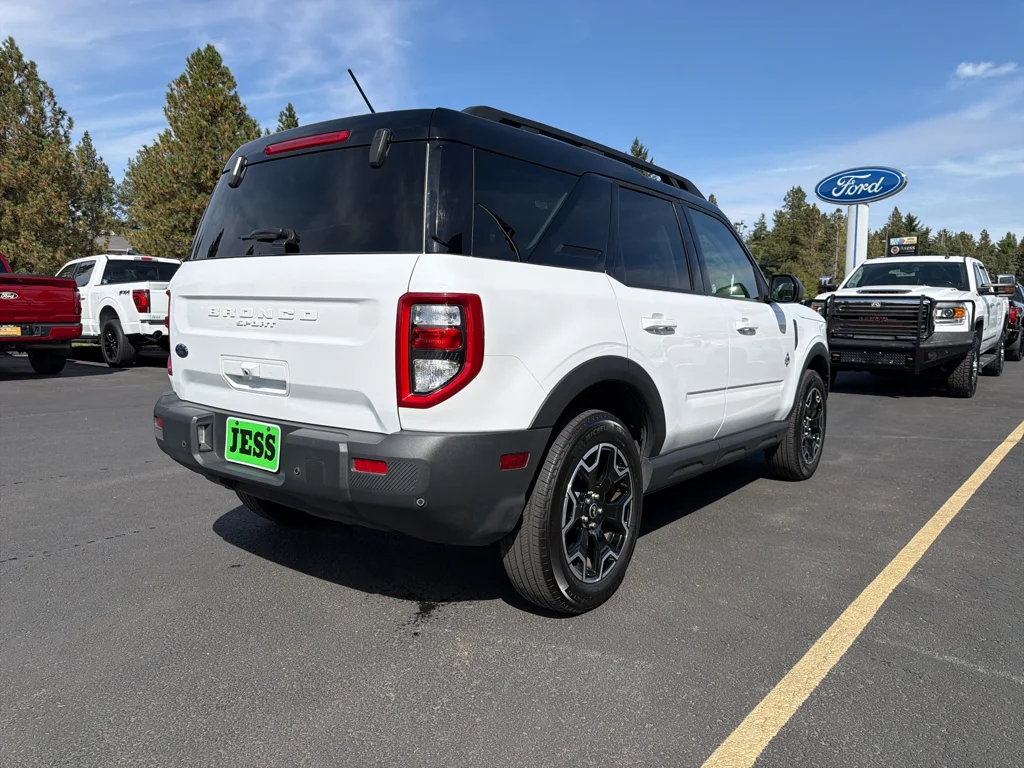 Certified Used 2025 Oxford White Ford Outer Banks image 28