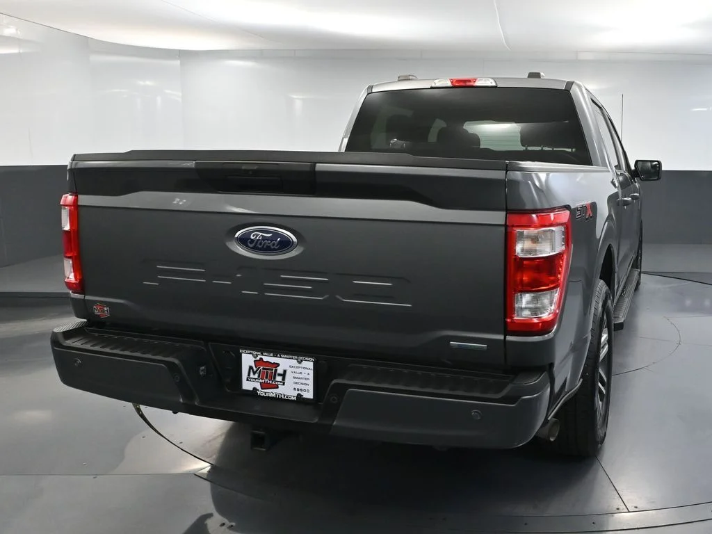 Used 2021 Gray Ford XL image 7