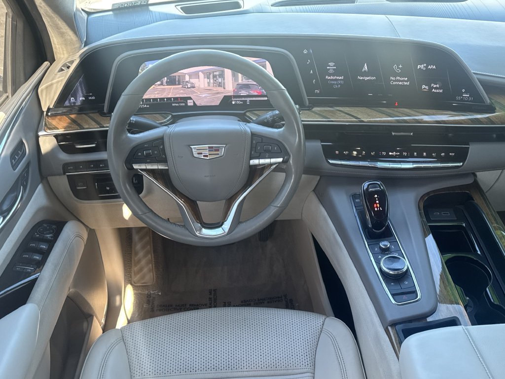 Used 2021 White Cadillac Sport Platinum image 27